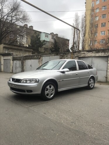 Opel Vectra 1999, 210,000 km - 1.6 l - Sumqayıt