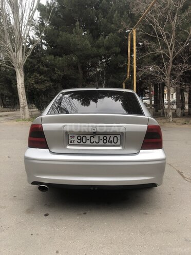 Opel Vectra 1999, 210,000 km - 1.6 l - Sumqayıt