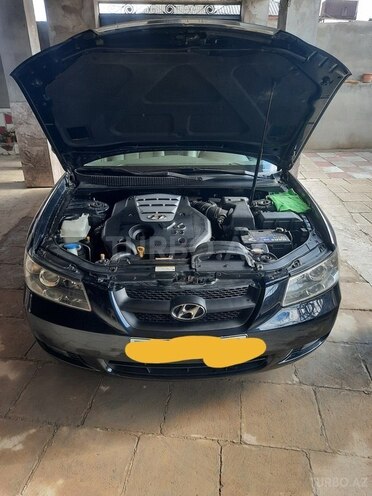 Hyundai Sonata 2006, 136,750 km - 3.3 l - Salyan