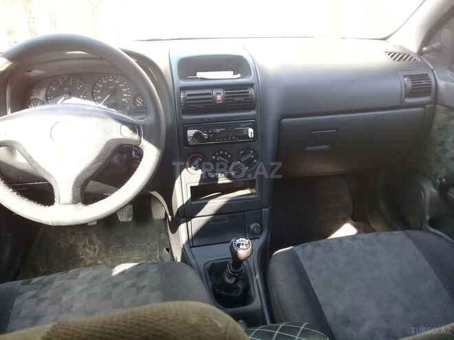 Opel Astra 1998, 300,000 km - 1.6 l - Bakı