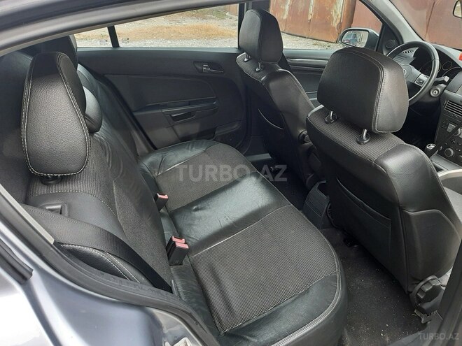 Opel Astra 2005, 143,000 km - 1.4 l - Yevlax