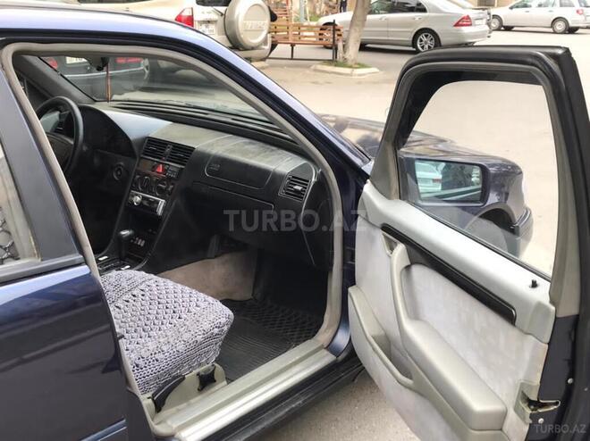 Mercedes C 200 1996, 325,000 km - 2.0 l - Bakı