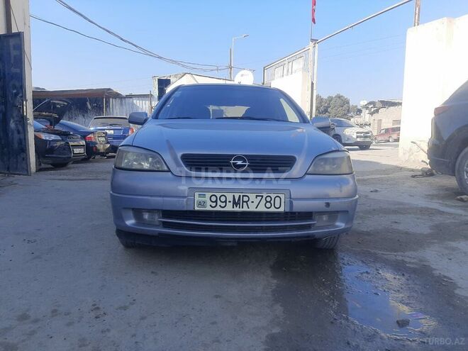 Opel Astra 2002, 215,000 km - 2.0 l - Bakı