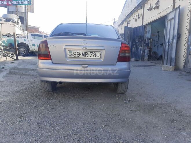Opel Astra 2002, 215,000 km - 2.0 l - Bakı