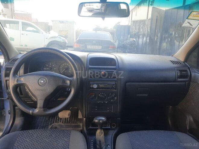 Opel Astra 2002, 215,000 km - 2.0 l - Bakı