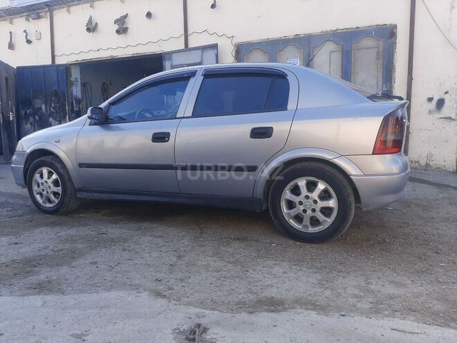 Opel Astra 2002, 215,000 km - 2.0 l - Bakı