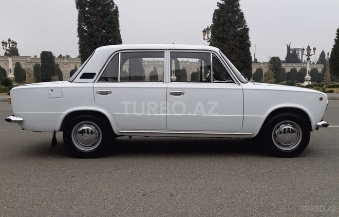 LADA (VAZ) 21011 1981, 20,000 km - 1.3 л - Bakı
