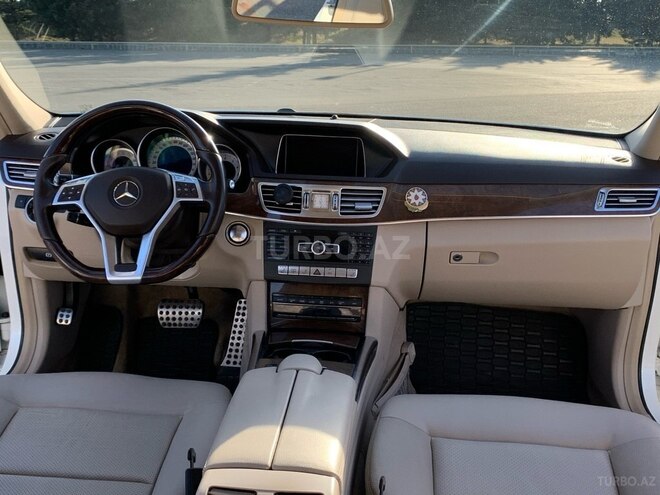 Mercedes E 350 2014, 117,000 km - 3.5 l - Qax