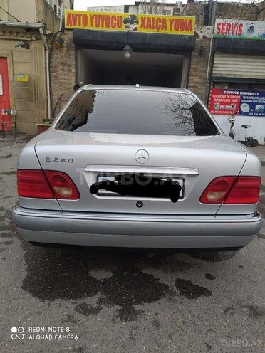 Mercedes E 240 1998, 320,000 km - 2.4 l - Bakı