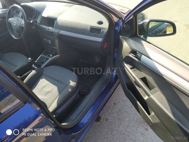 Opel Astra 2006, 190,000 km - 1.3 l - Bakı