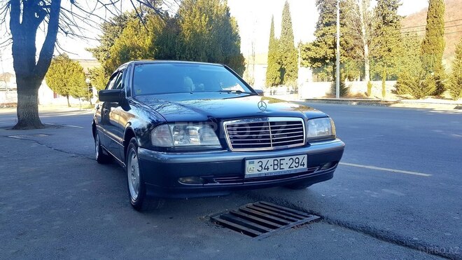 Mercedes C 180 1994, 111,111 km - 1.8 l - Qax