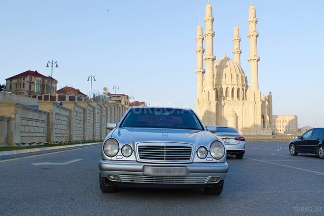 Mercedes E 300 1999, 460,418 km - 3.0 l - Bakı