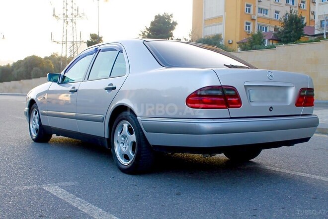Mercedes E 300 1999, 460,418 km - 3.0 l - Bakı