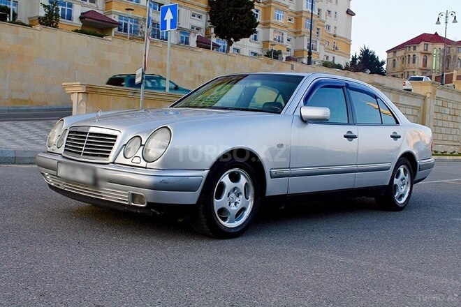 Mercedes E 300 1999, 460,418 km - 3.0 l - Bakı