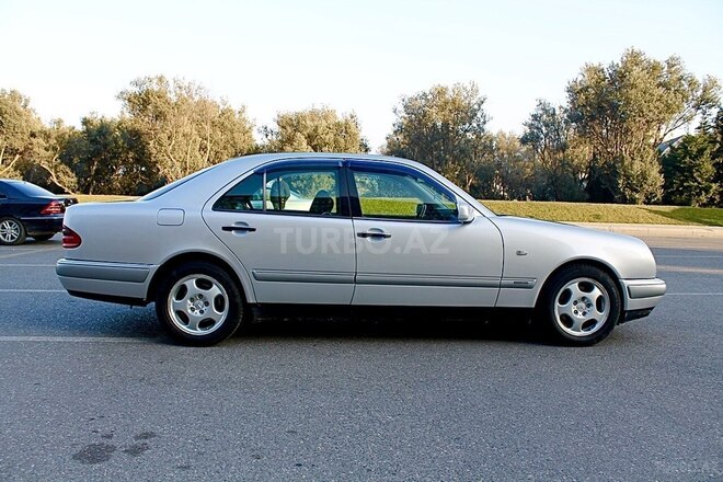 Mercedes E 300 1999, 460,418 km - 3.0 l - Bakı