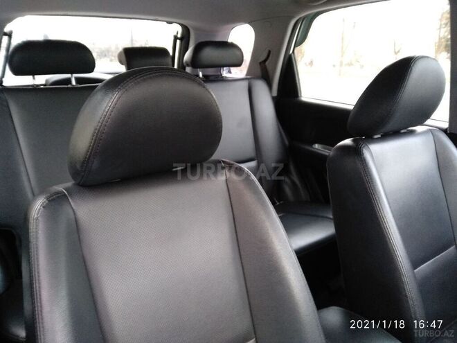 Kia Sportage 2008, 63,000 km - 2.0 l - Bakı