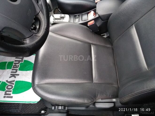 Kia Sportage 2008, 63,000 km - 2.0 l - Bakı