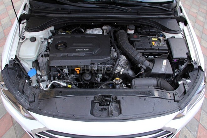 Hyundai Elantra 2017, 50,000 km - 1.8 l - Bakı