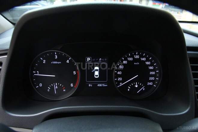 Hyundai Elantra 2017, 50,000 km - 1.8 l - Bakı