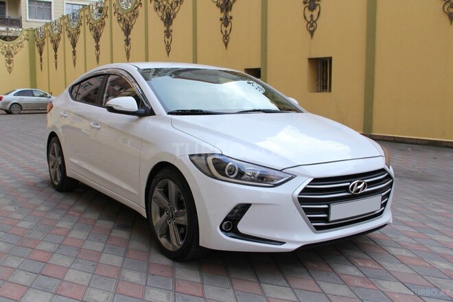 Hyundai Elantra 2017, 50,000 km - 1.8 l - Bakı
