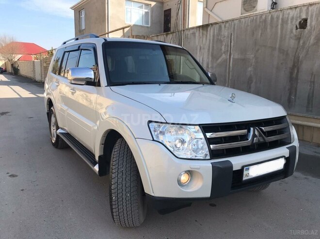 Mitsubishi Pajero 2008, 133,000 km - 3.0 л - Bakı