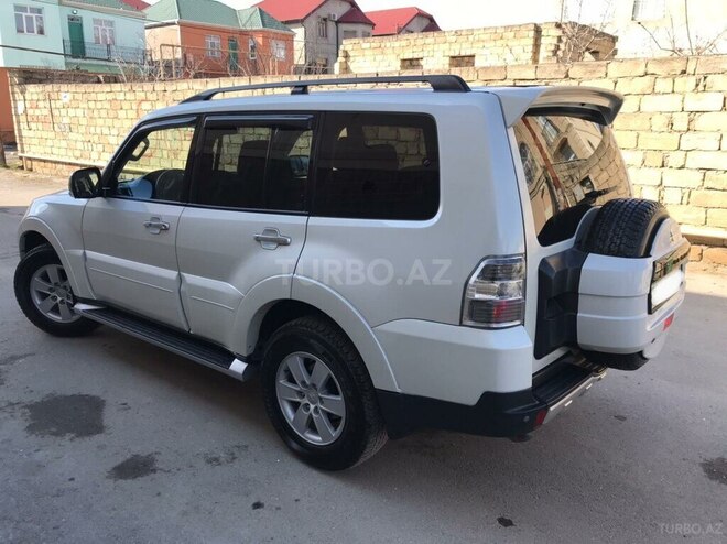 Mitsubishi Pajero 2008, 133,000 km - 3.0 л - Bakı