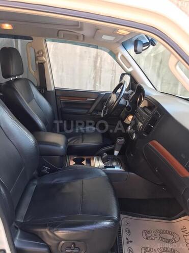 Mitsubishi Pajero 2008, 133,000 km - 3.0 л - Bakı