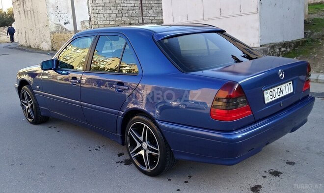 Mercedes C 180 1999, 332,000 km - 1.8 л - Bakı