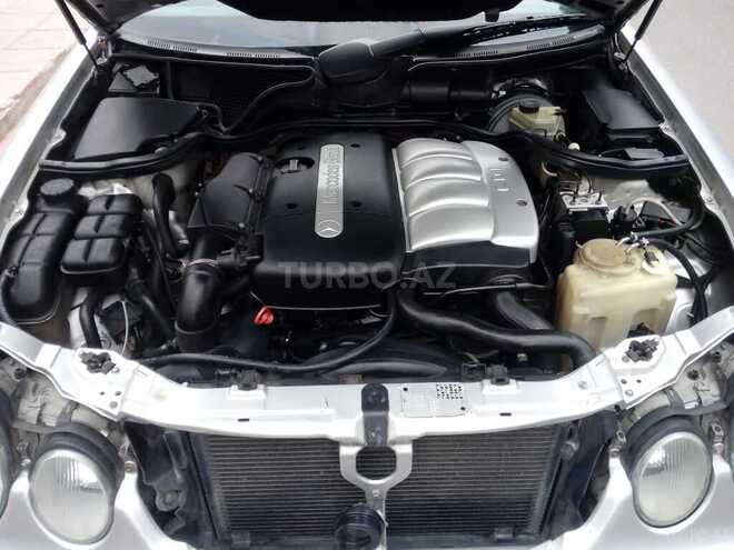 Mercedes E 220 1999, 367,000 km - 2.2 l - Sumqayıt
