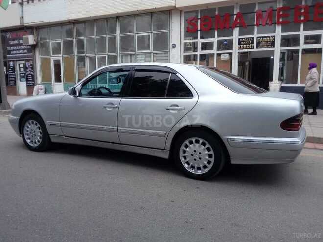 Mercedes E 220 1999, 367,000 km - 2.2 l - Sumqayıt
