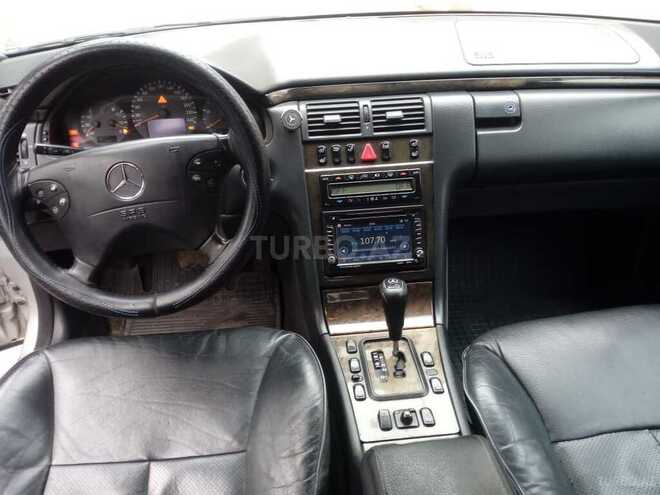 Mercedes E 220 1999, 367,000 km - 2.2 l - Sumqayıt