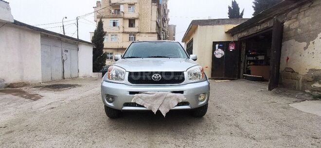 Toyota RAV4 2003, 135,266 km - 2.4 l - Bakı