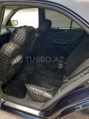 Mercedes E 220 2000, 300,000 km - 2.2 l - Bakı