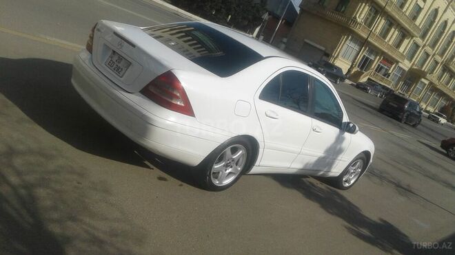 Mercedes C 200 2001, 270,000 km - 2.0 l - Gəncə