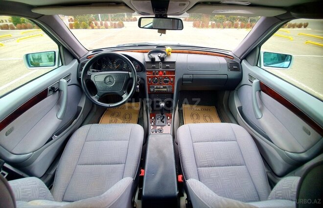 Mercedes C 240 1997, 240,000 km - 2.4 l - Bakı