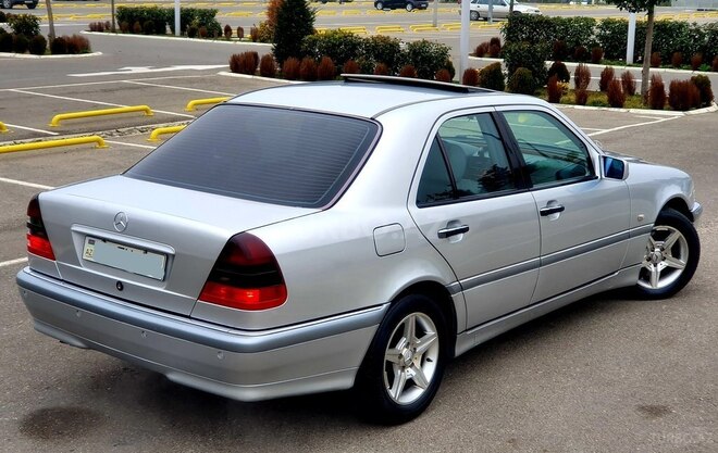 Mercedes C 240 1997, 240,000 km - 2.4 l - Bakı