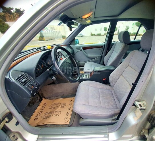Mercedes C 240 1997, 240,000 km - 2.4 l - Bakı