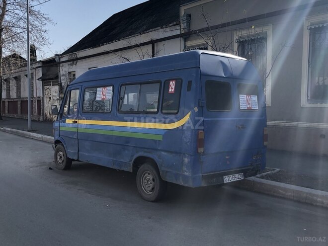 Mercedes 208 D 1993, 333,333 km - 2.2 l - Gəncə