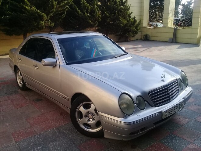 Mercedes E 200 2001, 315,500 km - 2.0 l - Bakı