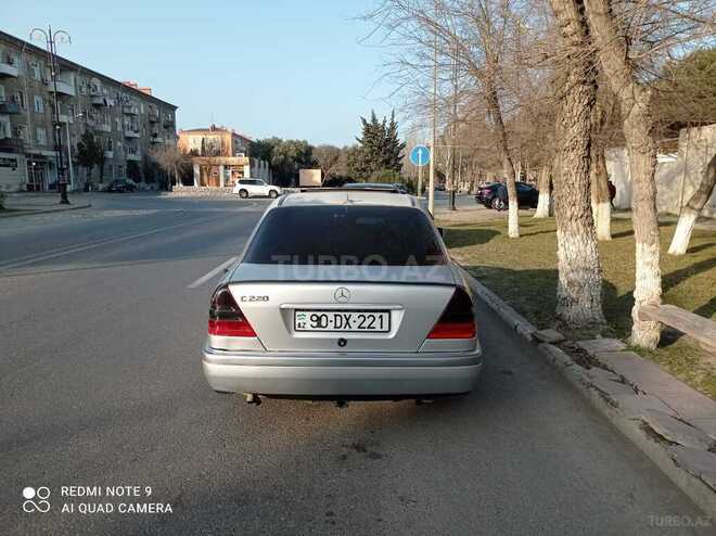 Mercedes C 220 1994, 355,000 km - 2.2 l - Sumqayıt