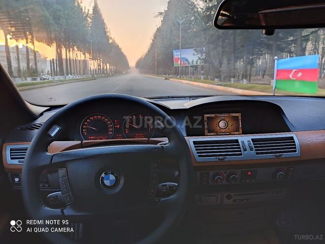 BMW 730 2006, 286,000 km - 3.0 l - Masallı