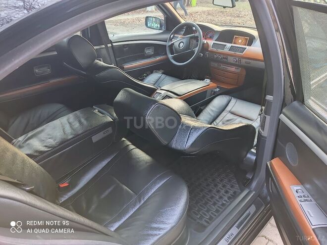 BMW 730 2006, 286,000 km - 3.0 l - Masallı