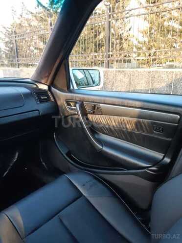 Mercedes C 230 1998, 252,000 km - 2.3 l - Bakı