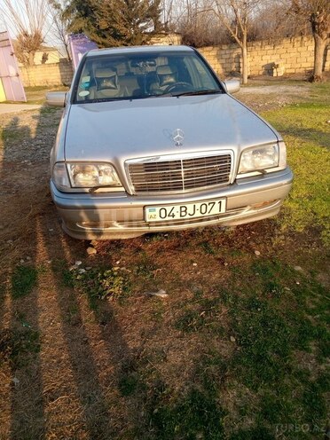 Mercedes C 240 1998, 195,000 km - 2.4 l - Ağcabədi