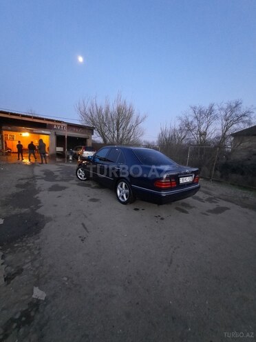 Mercedes E 240 1998, 445,000 km - 2.4 l - Masallı