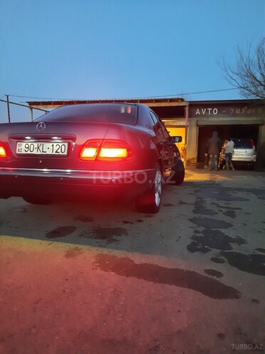 Mercedes E 240 1998, 445,000 km - 2.4 l - Masallı