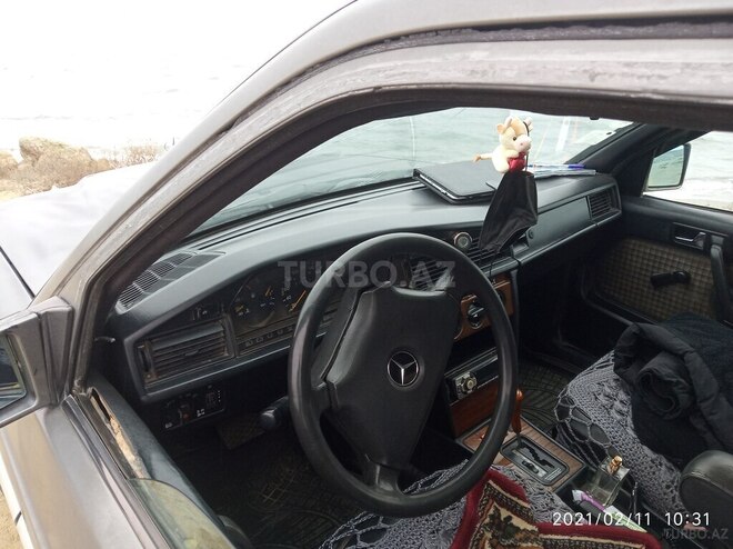 Mercedes 190 1991, 280,000 km - 2.0 l - Bakı