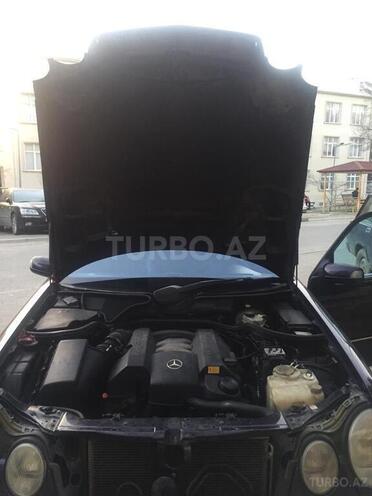Mercedes E 240 1999, 317,000 km - 2.6 l - Bakı