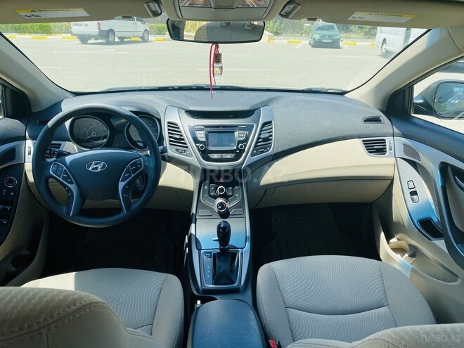 Hyundai Elantra 2015, 45,000 km - 1.8 l - Bakı
