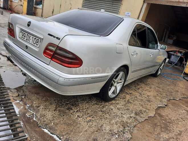 Mercedes E 220 2001, 280,000 km - 2.2 l - Bakı